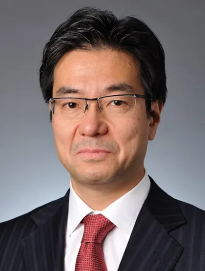 樋口泰行